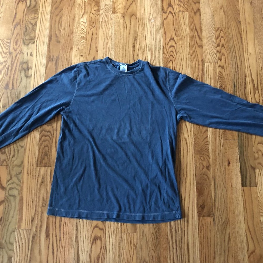 Old Navy Long Sleeve T-Shirt